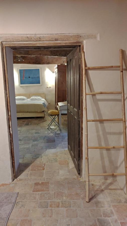 Bed and Breakfast Le Manoir De Gatines Tigne Экстерьер фото