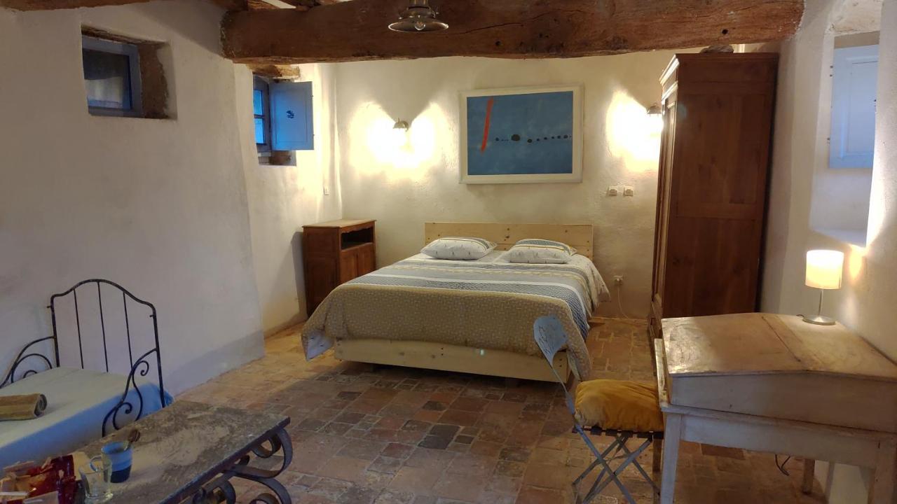Bed and Breakfast Le Manoir De Gatines Tigne Экстерьер фото