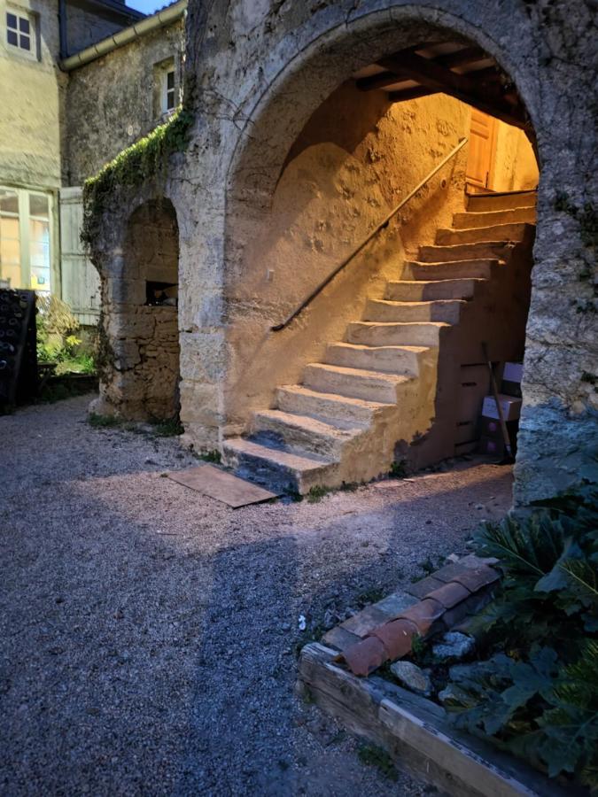 Bed and Breakfast Le Manoir De Gatines Tigne Экстерьер фото