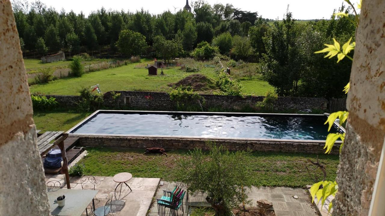 Bed and Breakfast Le Manoir De Gatines Tigne Экстерьер фото