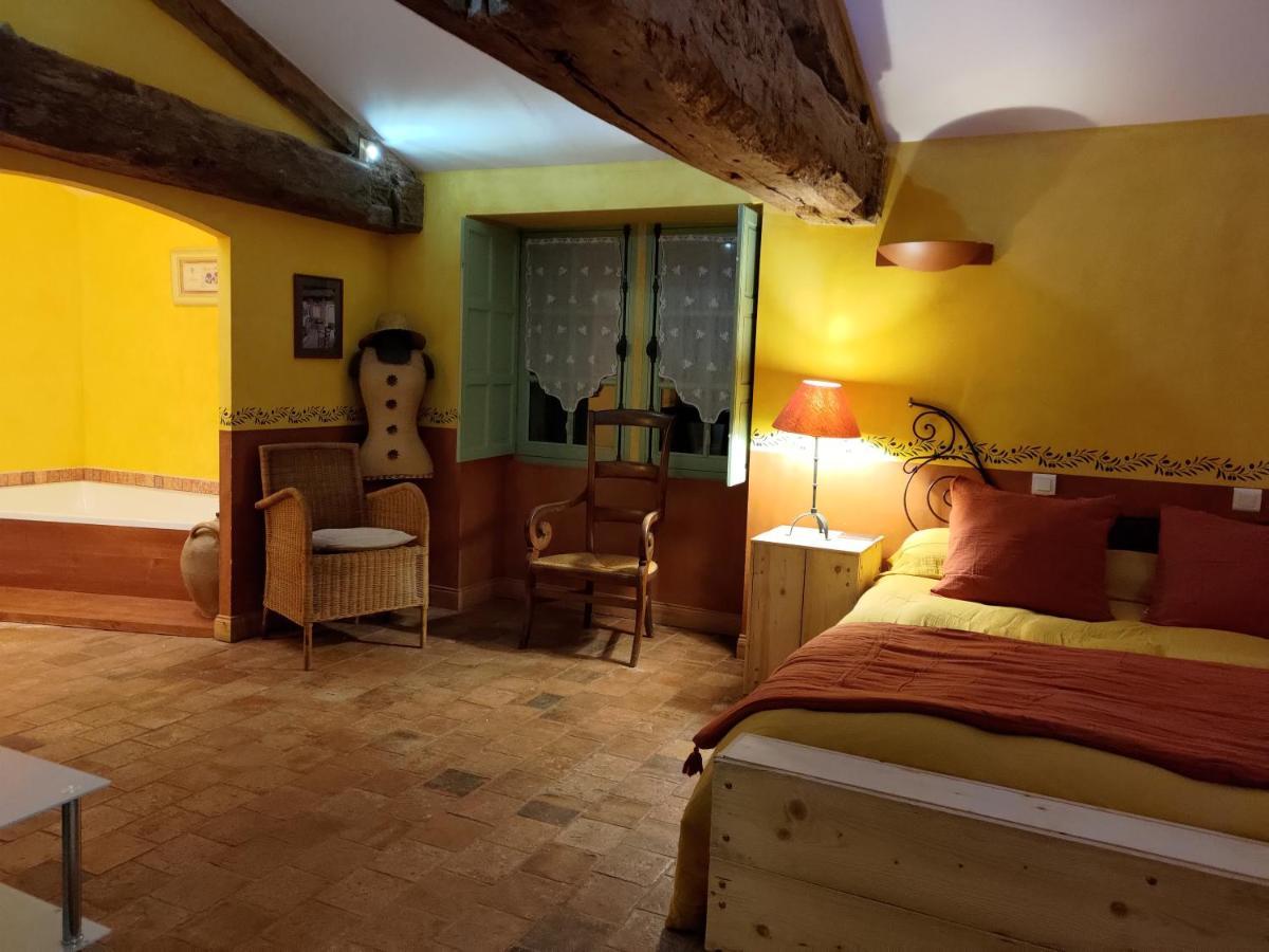 Bed and Breakfast Le Manoir De Gatines Tigne Экстерьер фото